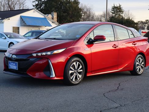 Used 2019 Toyota Prius Prime Premium image 4