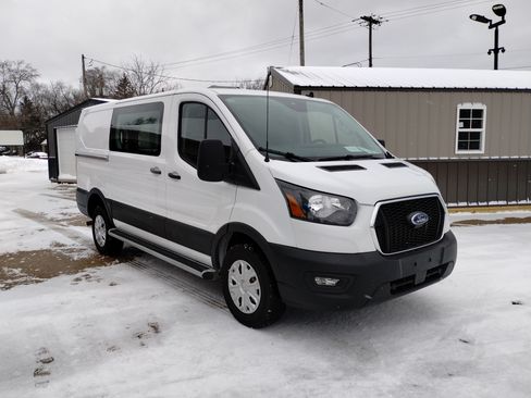 Used 2024 Ford Transit 250 image 1