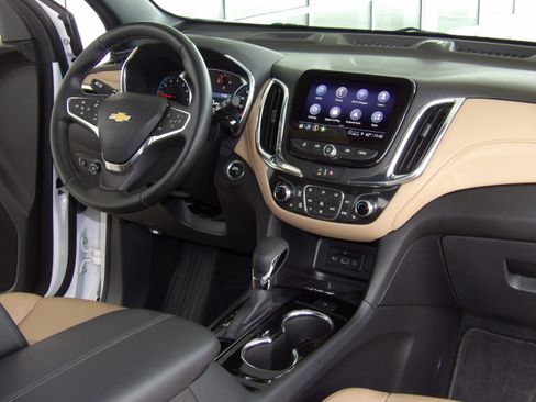 Certified 2024 Chevrolet Equinox Premier image 26