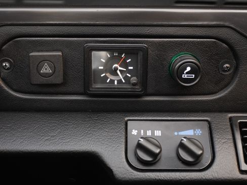 Used 1995 Land Rover Defender 90 image 15