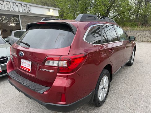 Used 2015 Subaru Outback 2.5i Premium AWD/4WD image 5