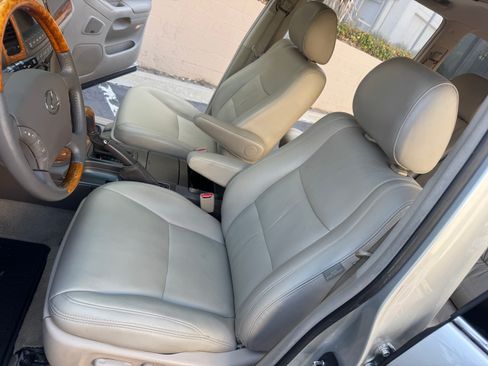 Used 2005 Lexus GX 470 image 21