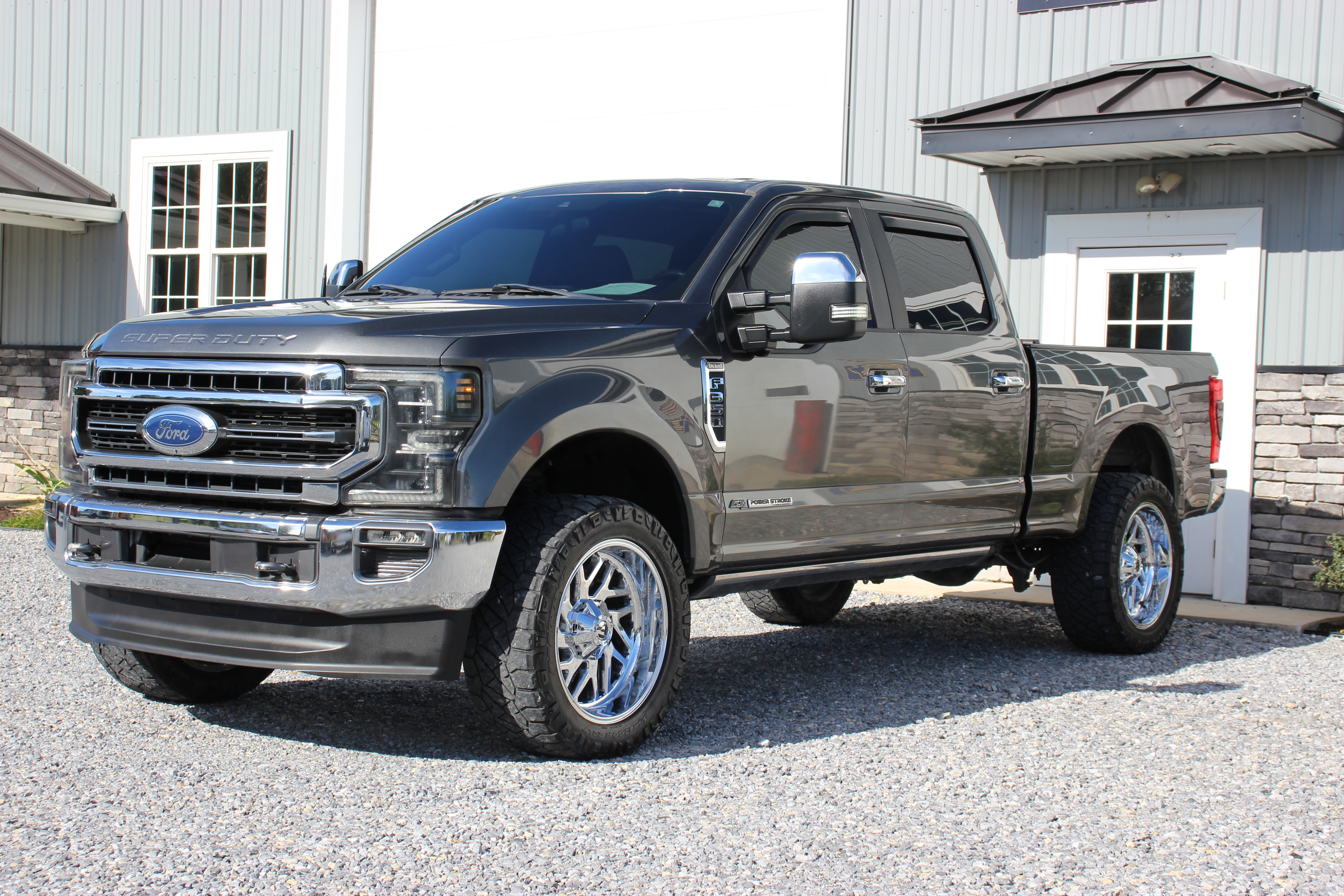 Used 2020 Ford F250 4x4 Crew Cab Super Duty image 3
