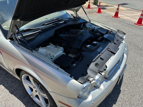 Used 2009 Jaguar XJ Vanden Plas RWD image 19