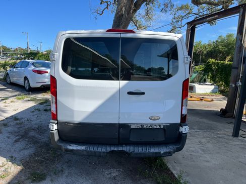 Used 2015 Ford Transit 250 image 6