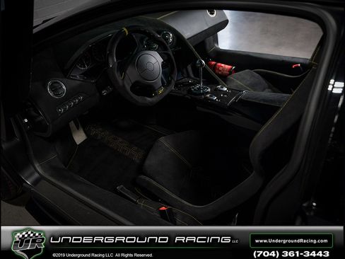 Used 2010 Lamborghini Murcielago LP 670-4 SV image 4