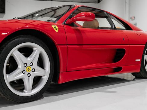 Used 1997 Ferrari F355 Berlinetta image 21
