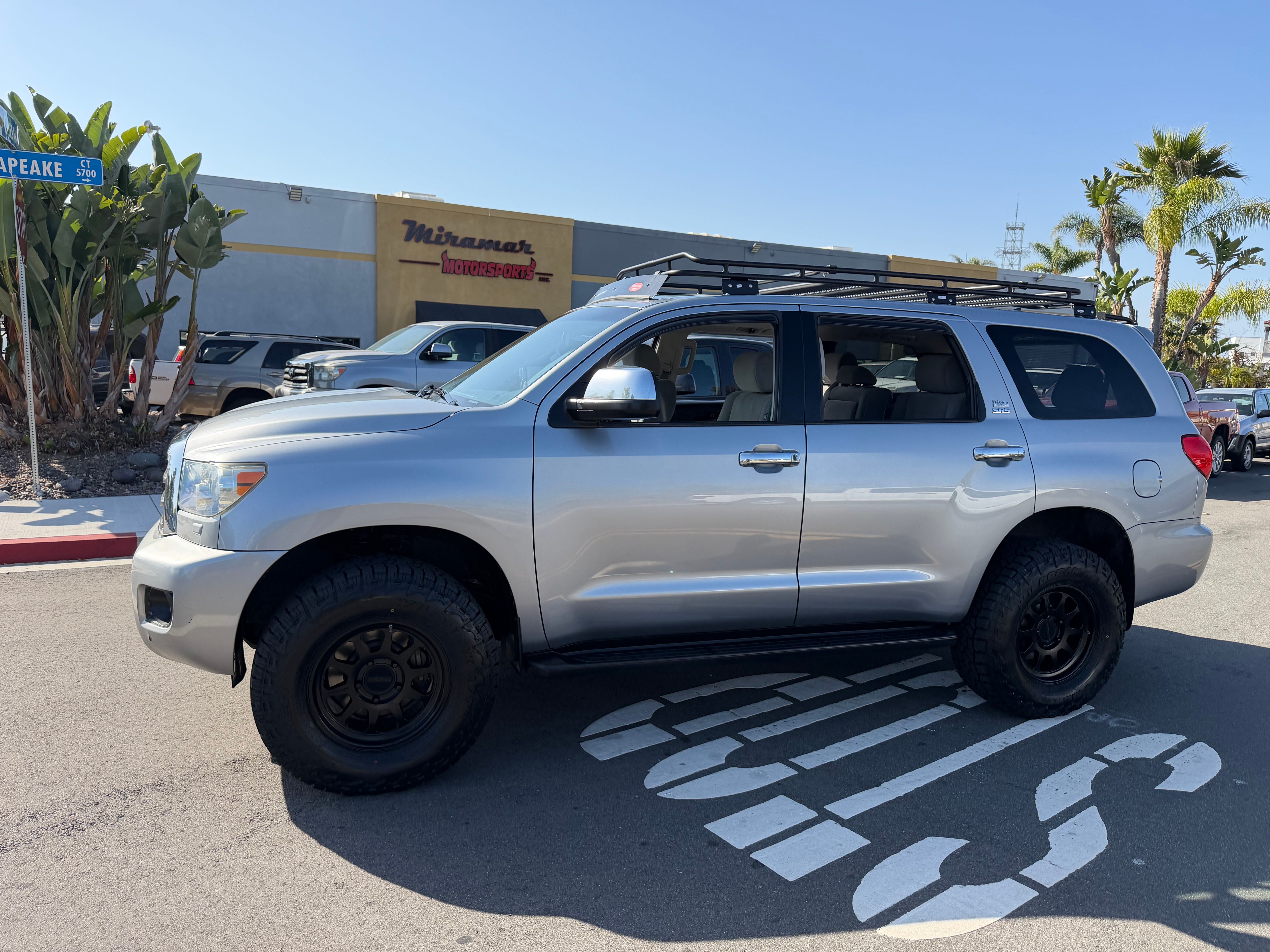 Used 2014 Toyota Sequoia 4WD SR5 image 15