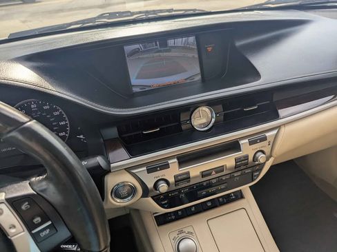 Used 2014 Lexus ES 350 image 10