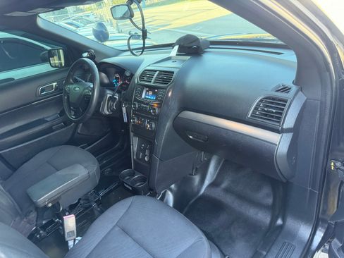 Used 2017 Ford Explorer 4WD Police Interceptor image 27
