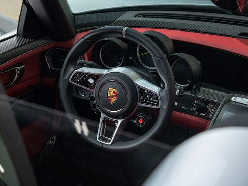 Used 2015 Porsche 918 Spyder AWD/4WD image 63
