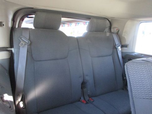 Used 2006 Jeep Commander Sport image 15