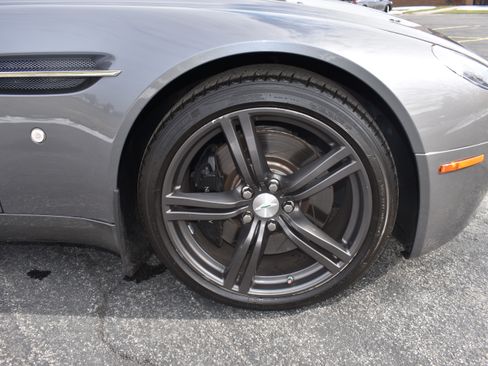 Used 2009 Aston Martin V8 Vantage image 24