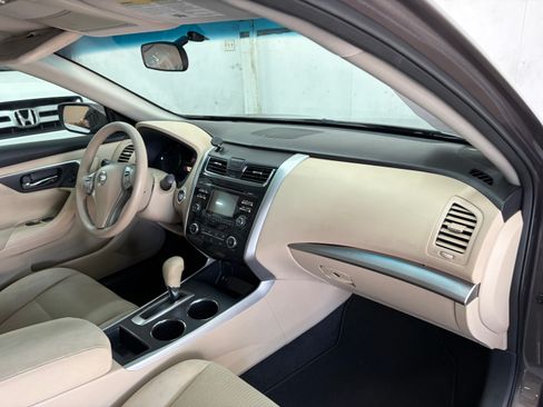 Used 2015 Nissan Altima 2.5 S FWD image 19