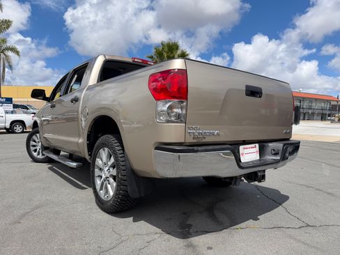 Used 2007 Toyota Tundra 4x4 CrewMax SR5 image 6