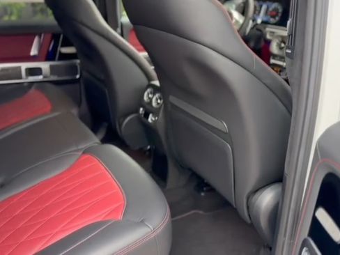 Used 2022 Mercedes-Benz G 63 AMG AMG G 63 image 17