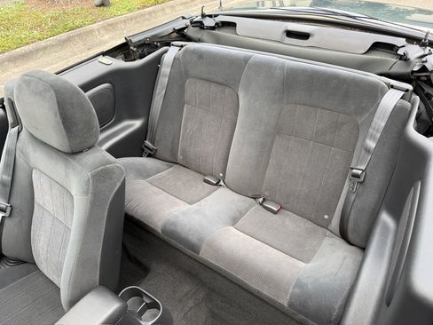 Used 2005 Chrysler Sebring Touring image 13