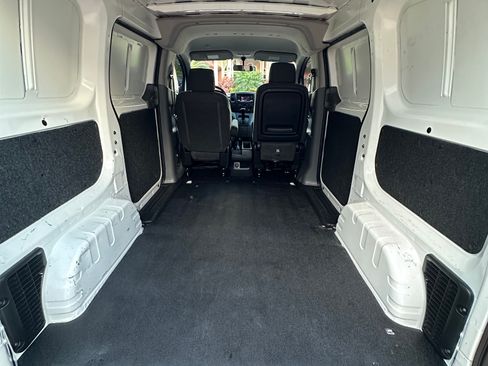 Used 2019 Nissan NV200 SV Van 4D FWD image 8