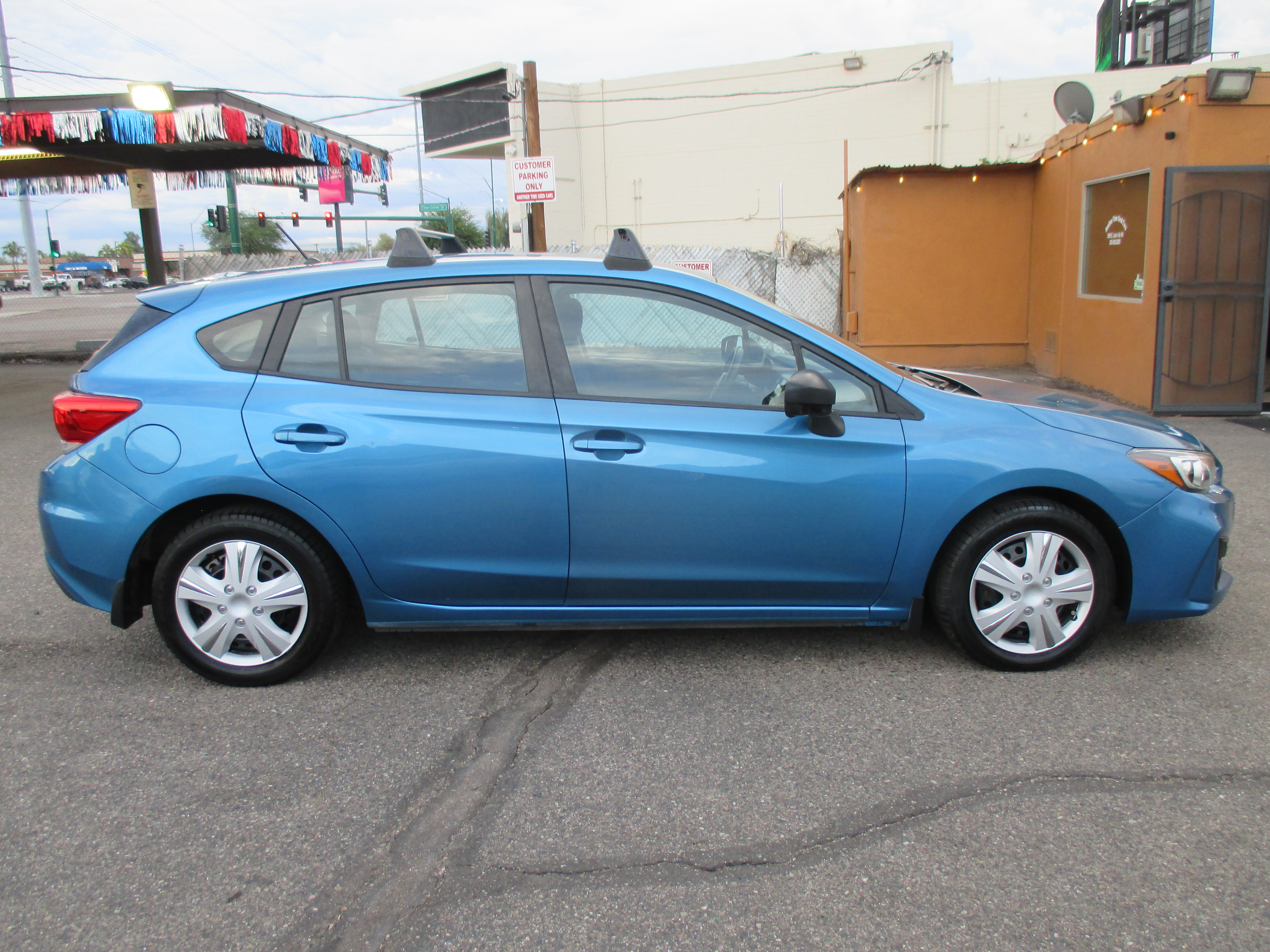 Used 2018 Subaru Impreza 2.0i Premium Hatchback AWD/4WD image 1