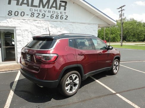 Used 2022 Jeep Compass Limited image 7