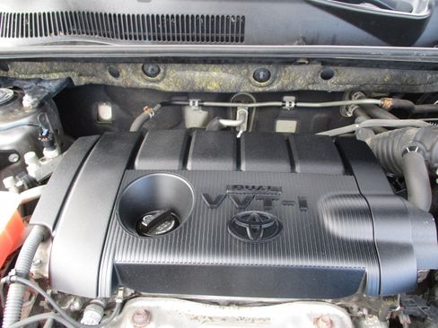 Used 2011 Toyota RAV4 image 56