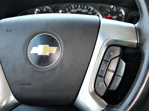 Used 2019 Chevrolet Express 3500 LT image 30