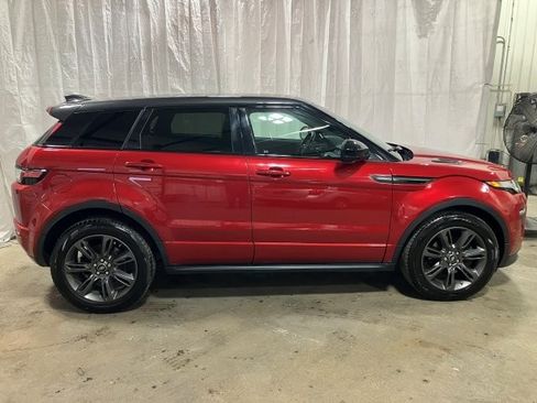 Used 2019 Land Rover Range Rover Evoque Landmark Edition image 32