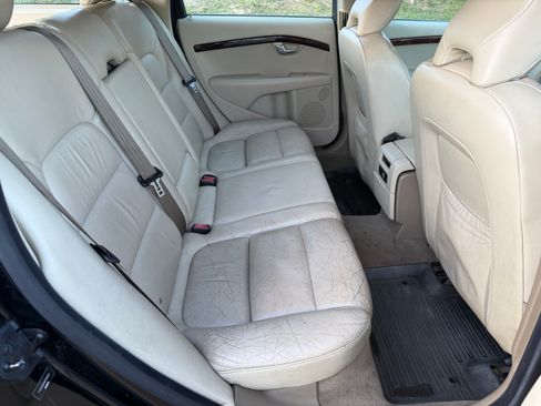 Used 2009 Volvo V70 UNAVAIL FWD image 32