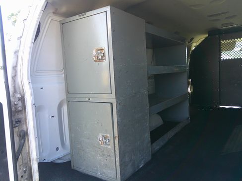 Used 2012 Ford E-250 and Econoline 250 image 9