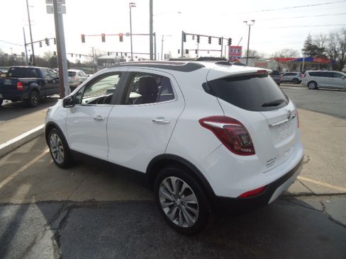Used 2017 Buick Encore Essence image 11
