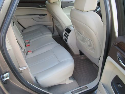 Used 2014 Cadillac SRX AWD Luxury image 19