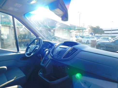 Used 2019 Ford Transit 350 image 20