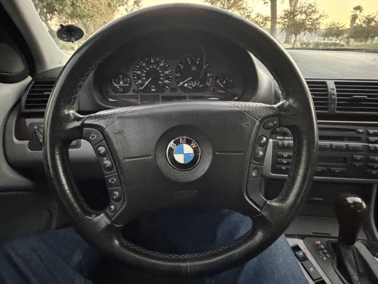 Used 2004 BMW 325i Sedan RWD image 26