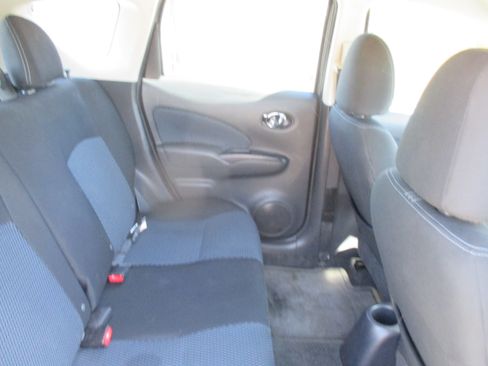 Used 2015 Nissan Versa Note SV w/ Sport Value Package FWD image 12