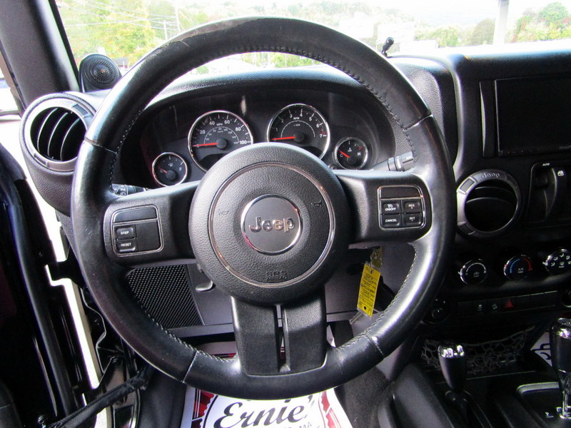 Used 2013 Jeep Wrangler 4WD Sport image 17