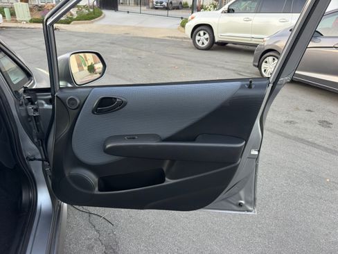 Used 2008 Honda Fit Sport image 23