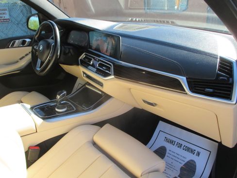 Used 2020 BMW X5 sDrive40i image 3