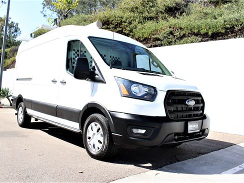 Used 2020 Ford Transit 250 Medium Roof RWD image 2