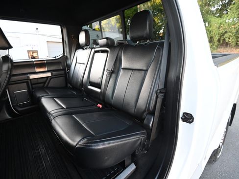 Used 2022 Ford F250 Lariat image 44