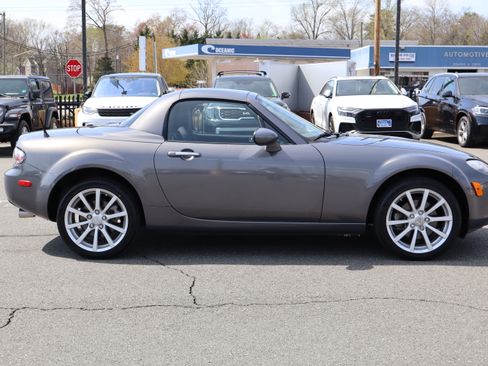 Used 2008 MAZDA MX-5 Miata Touring image 12