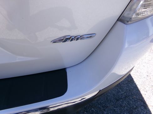 Used 2012 Toyota Highlander 4WD image 8