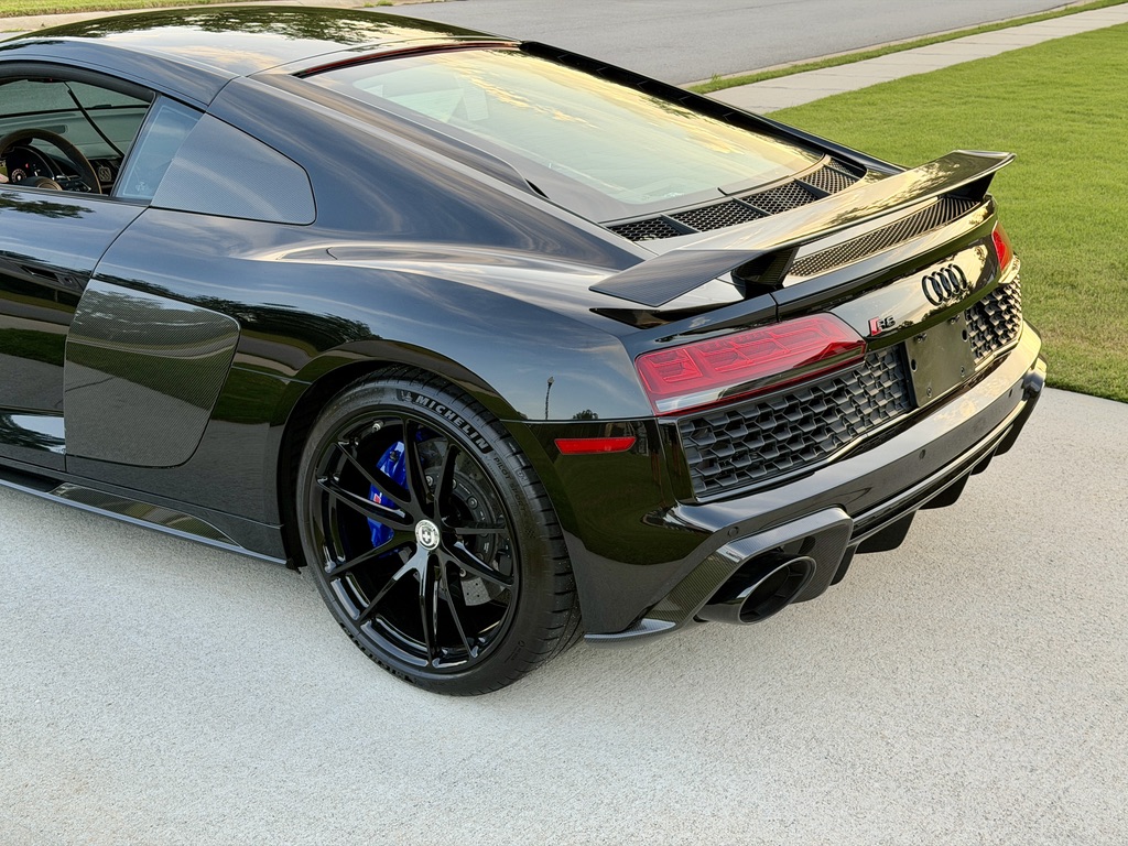 Used 2021 Audi R8 V10 performance quattro Coupe AWD/4WD image 13