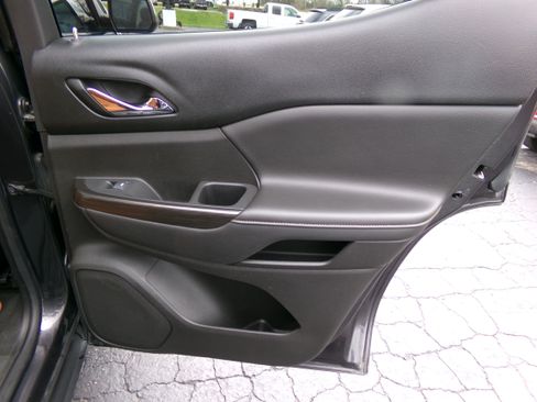 Used 2017 GMC Acadia All Terrain image 14