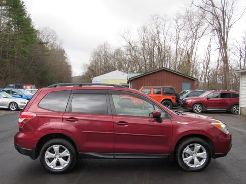 Used 2014 Subaru Forester 2.5i Premium image 10