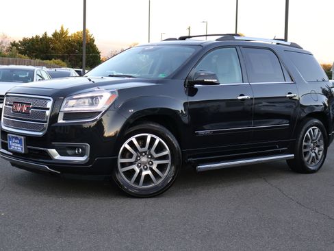 Used 2014 GMC Acadia Denali image 2