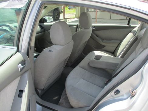 Used 2009 Nissan Altima S FWD image 19