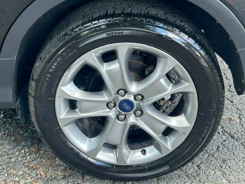 Used 2015 Ford Escape FWD Titanium image 29