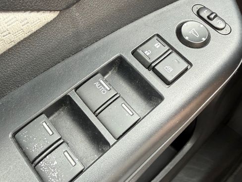 Used 2016 Honda CR-V EX image 18