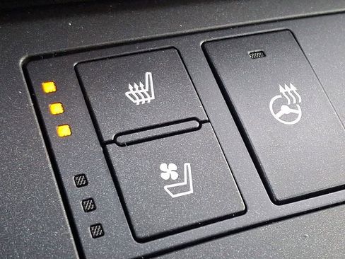 Used 2023 Lexus IS 350 F Sport w/ Memory Package image 24