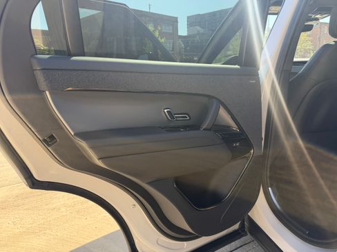 Used 2024 Land Rover Range Rover Sport Dynamic SE image 33